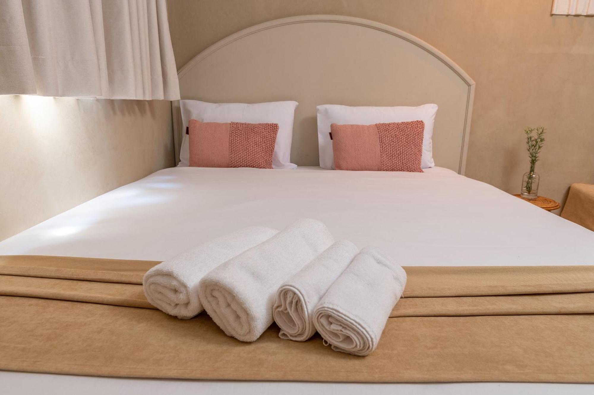 Hotel Alaya Poleg à Netanya Extérieur photo