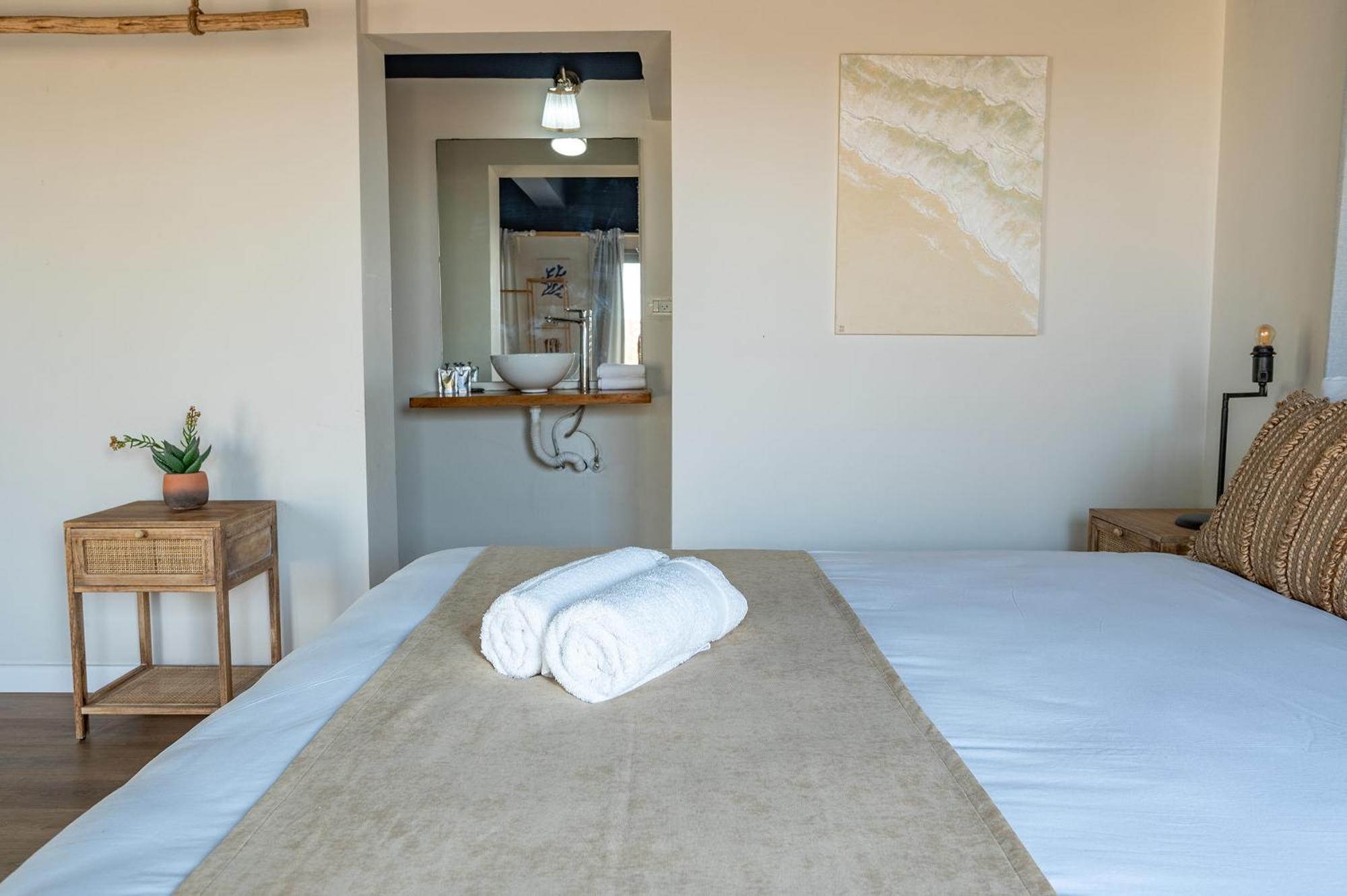 Hotel Alaya Poleg à Netanya Extérieur photo